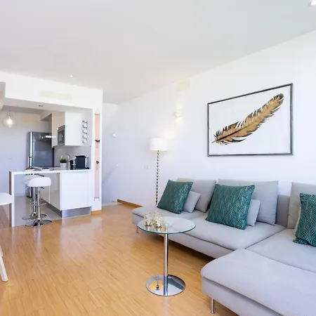 Home2book Stunning La Quinta, Pool *