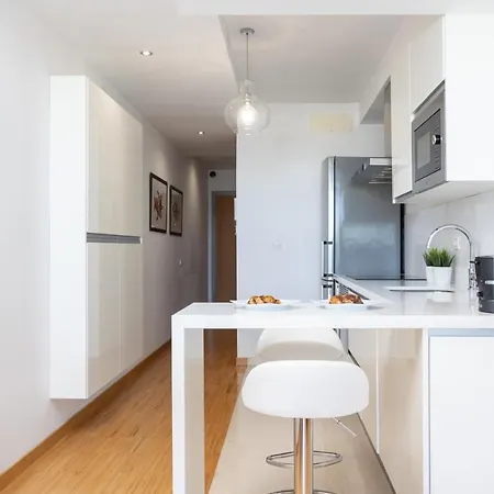 Daire Home2book Stunning La Quinta, Pool