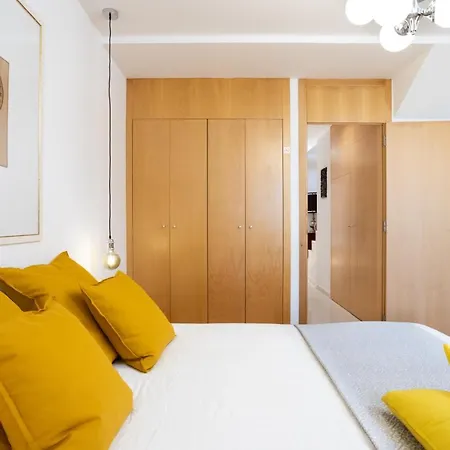 Home2book Stunning La Quinta, Pool Appartement