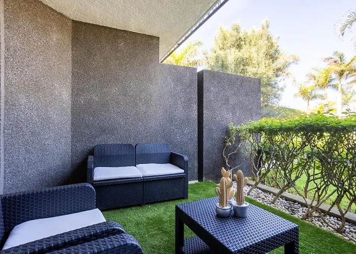 Home2book Stunning La Quinta, Pool Lägenhet